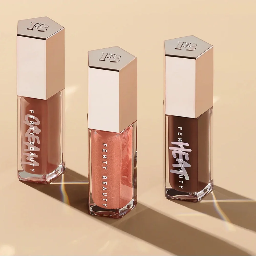 ♣️🌙Fenty Glow Heat Gloss Bomb 03